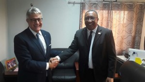 Da dx Vice Presidente Comore Djaffar Ahmed Hassani e Giovanni Tumbiolo